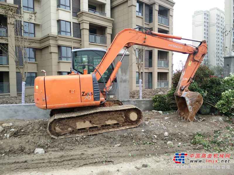 安徽出售转让二手8500小时2012年日立ZX70挖掘机