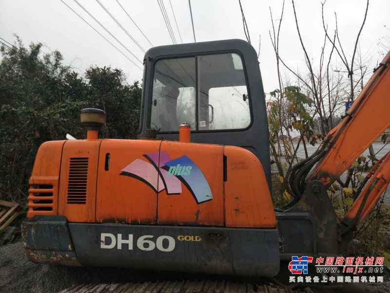 贵州出售转让二手5371小时2009年斗山DH55挖掘机