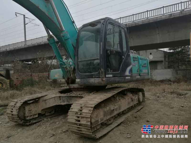 四川出售转让二手7000小时2013年神钢SK260LC挖掘机