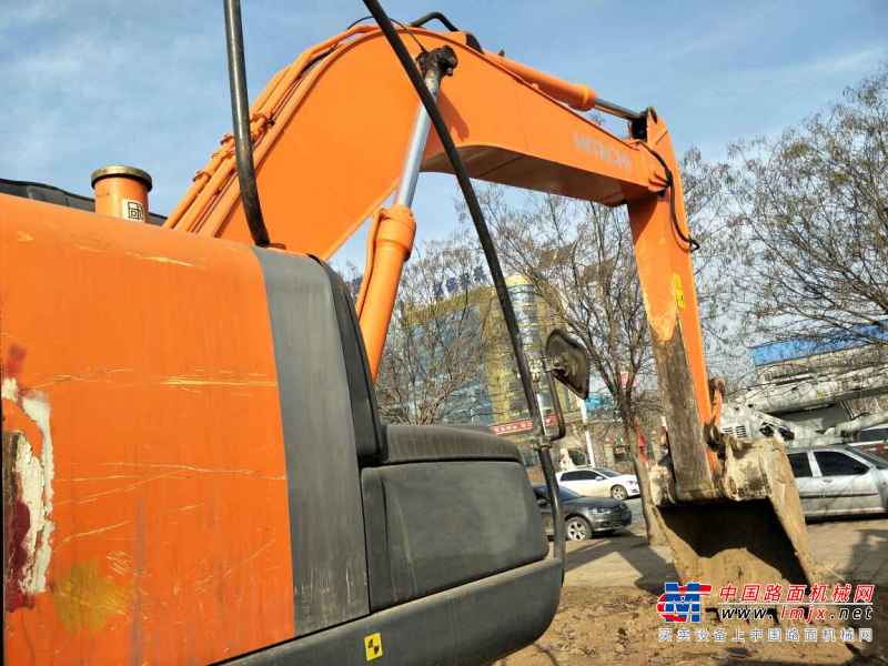 河南出售转让二手4258小时2013年日立ZX240挖掘机