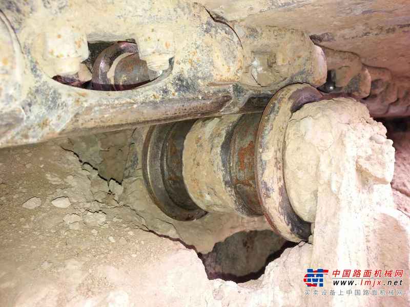 河北出售转让二手7500小时2008年现代R60挖掘机