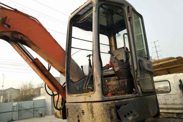 河南出售转让二手10000小时2012年日立EX55挖掘机