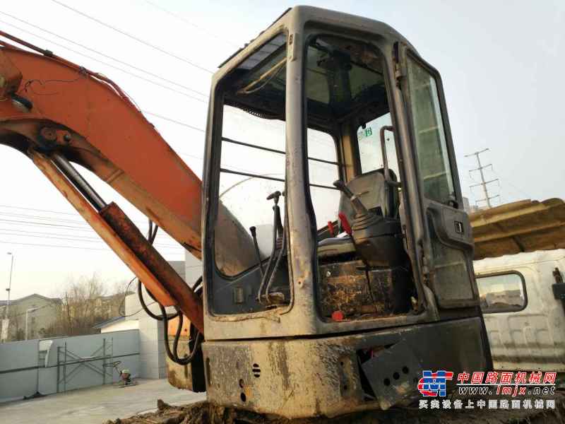 河南出售转让二手10000小时2012年日立EX55挖掘机