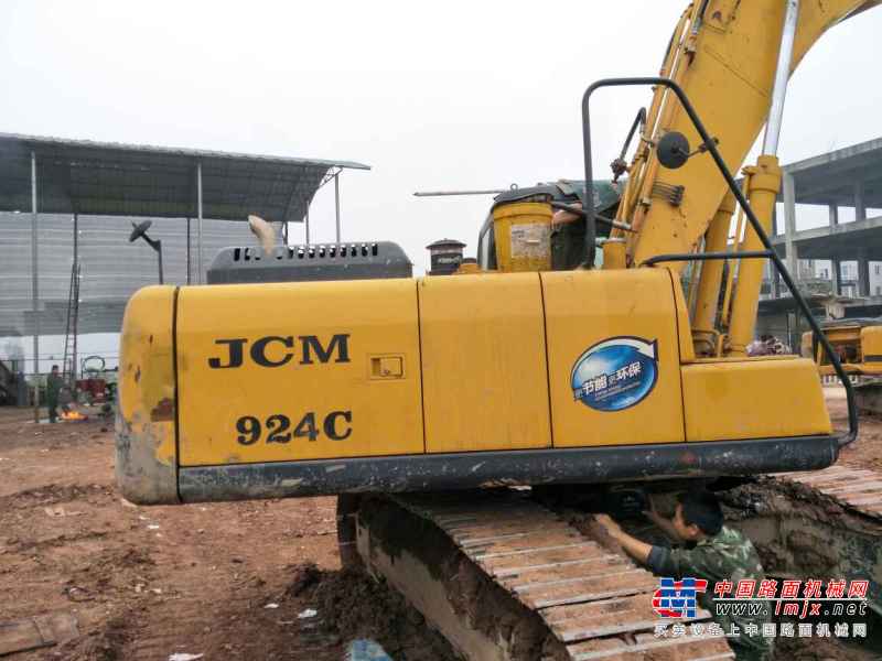 四川出售转让二手2500小时2011年山重建机JCM921C挖掘机