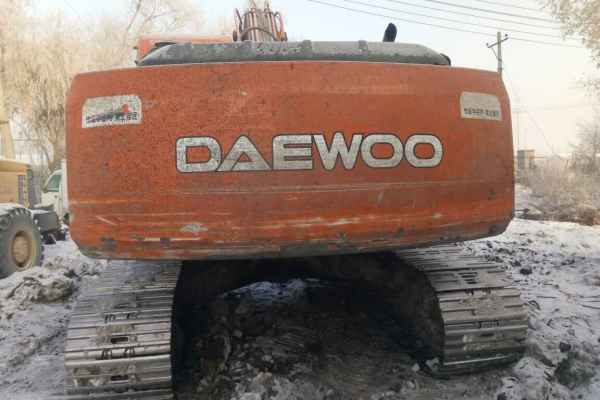 黑龙江出售转让二手20000小时2005年大宇DH220LC挖掘机