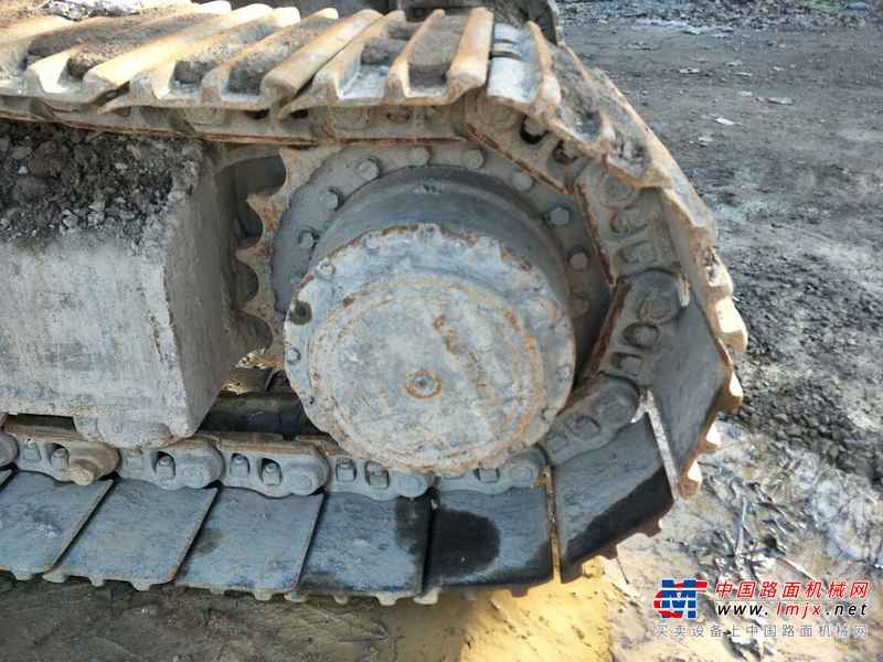 河南出售转让二手9887小时2010年沃尔沃EC240B挖掘机