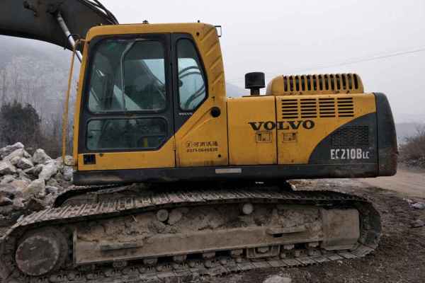 河南出售转让二手15000小时2005年沃尔沃EC210BLC挖掘机