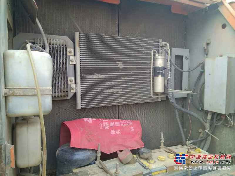 山东出售转让二手15689小时2006年日立ZX230挖掘机