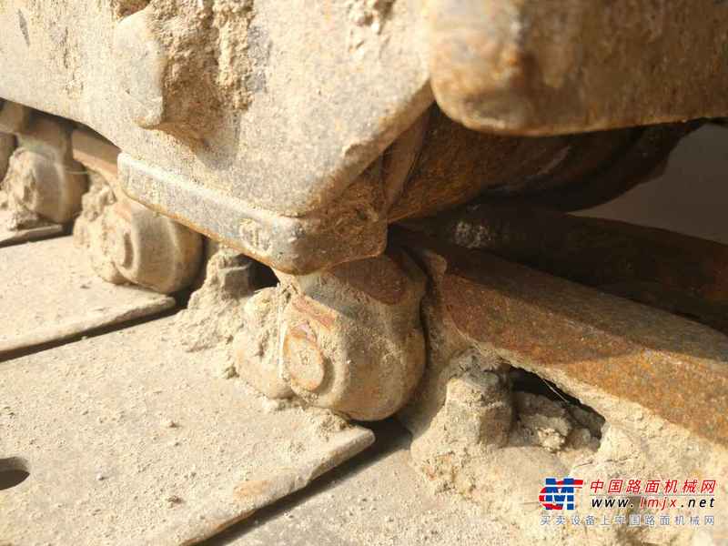 山东出售转让二手8000小时2009年现代R60挖掘机
