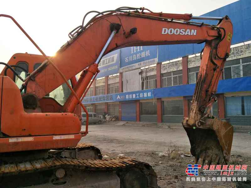 山西出售转让二手6000小时2009年斗山DH220LC挖掘机