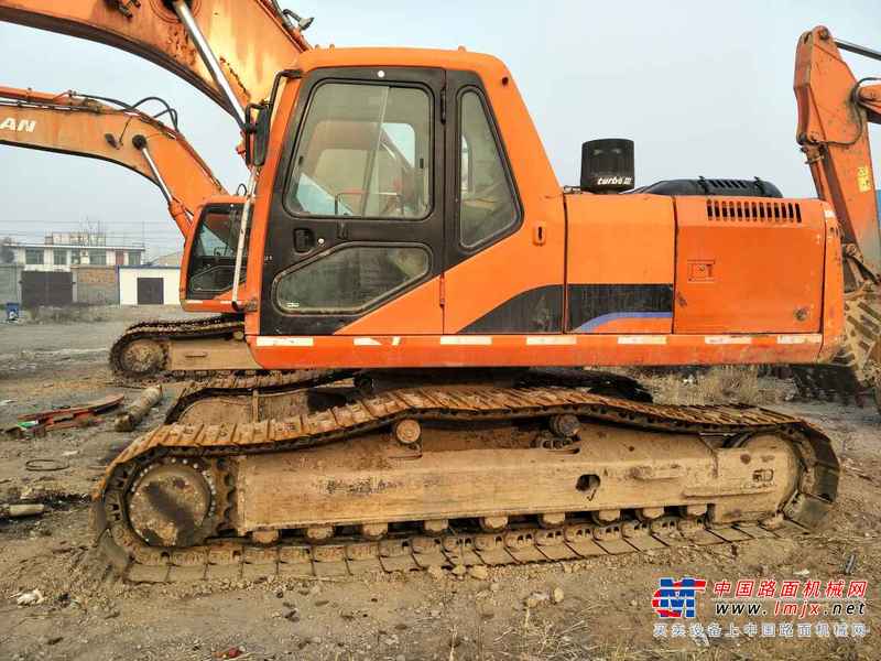 山西出售转让二手6000小时2009年斗山DH220LC挖掘机