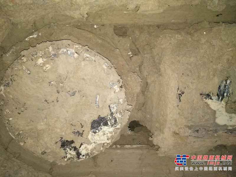 江苏出售转让二手3000小时2014年JCBJS210SC挖掘机