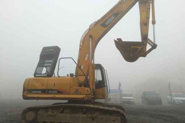 山东出售转让二手3200小时2012年福田雷沃FR225E挖掘机