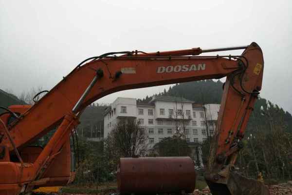 贵州出售转让二手11237小时2008年斗山DH220挖掘机