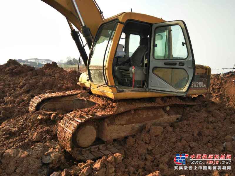 山西出售转让二手6000小时2009年彭浦SW210LC挖掘机