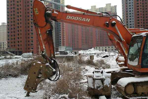 山西出售转让二手8000小时2008年斗山DH220挖掘机