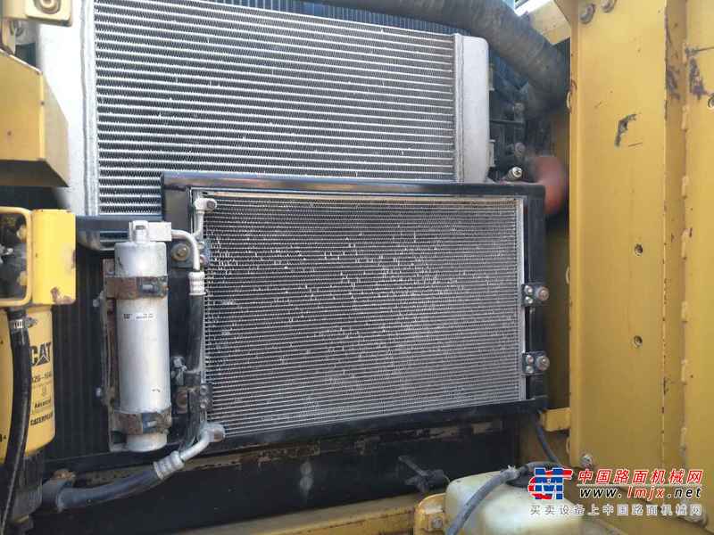 贵州出售转让二手4700小时2010年卡特彼勒320D挖掘机