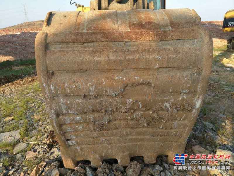 贵州出售转让二手18198小时2003年卡特彼勒320C挖掘机
