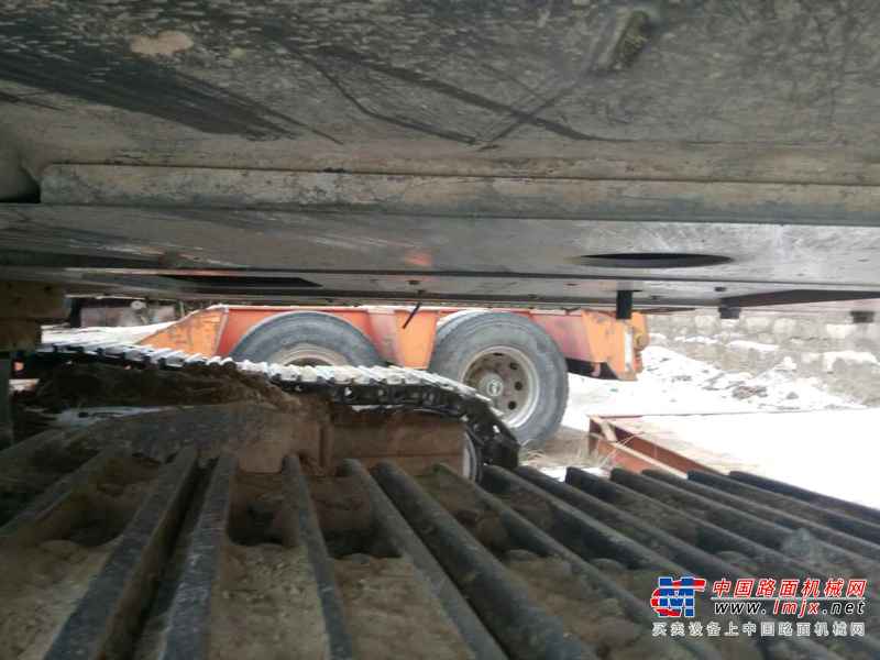 山西出售转让二手3500小时2011年日立ZX240挖掘机