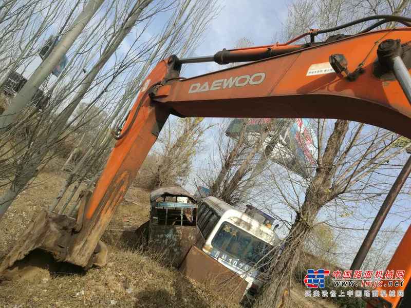 山西出售转让二手13000小时2004年斗山DH300挖掘机