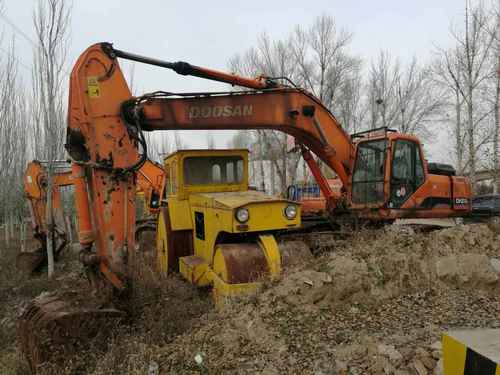 山西出售转让二手9600小时2008年斗山DH300挖掘机