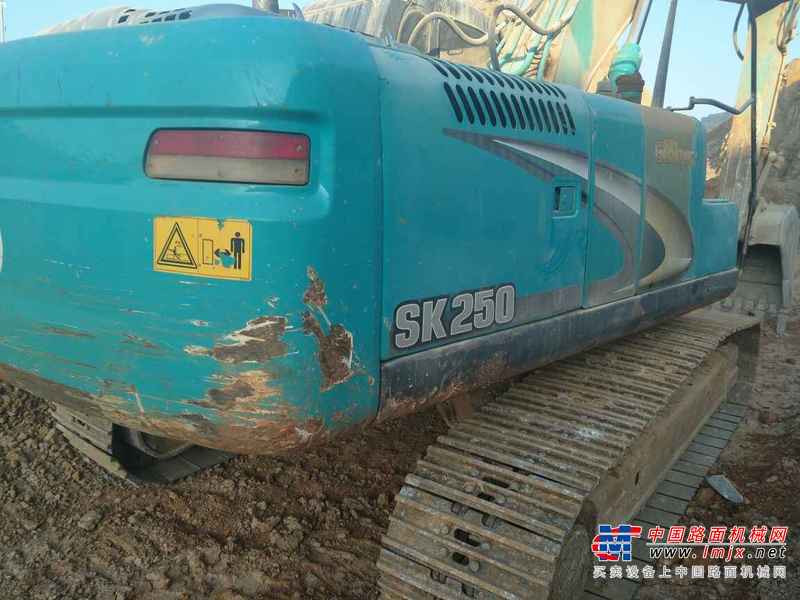 云南出售转让二手5905小时2009年神钢SK250挖掘机