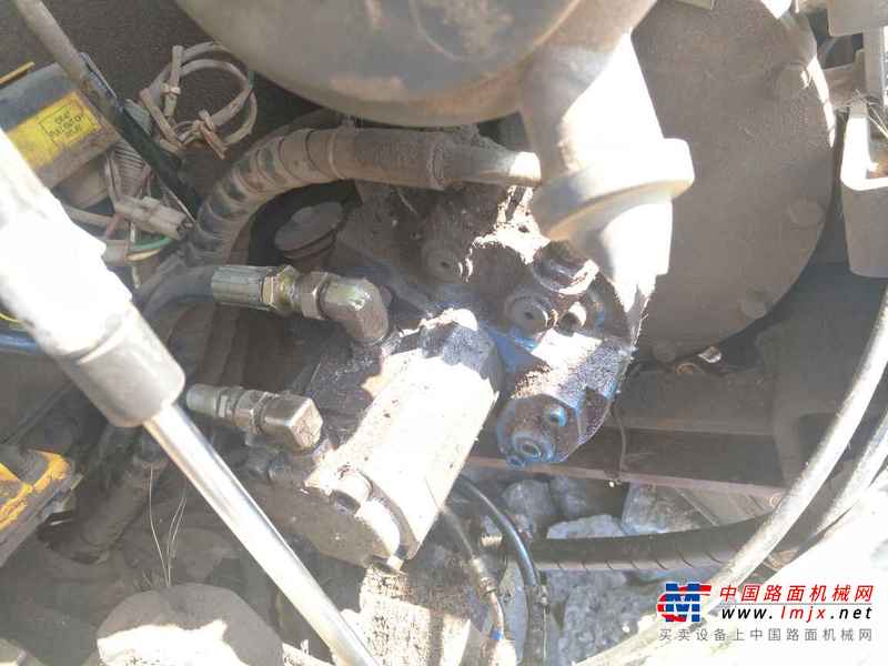 云南出售转让二手10800小时2013年现代R60挖掘机
