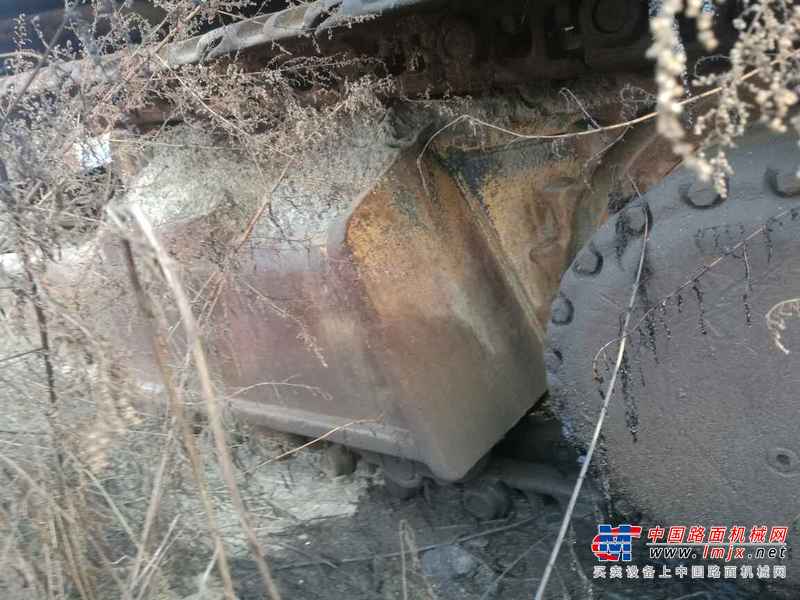 山西出售转让二手14000小时2002年现代R210挖掘机