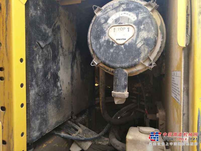 贵州出售转让二手6000小时2011年小松PC210挖掘机