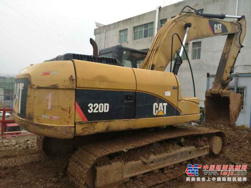 贵州出售转让二手6900小时2010年卡特彼勒320D挖掘机