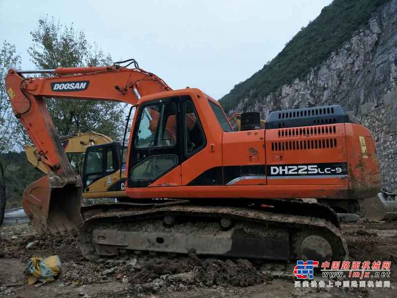 贵州出售转让二手6781小时2012年斗山DH225LC挖掘机