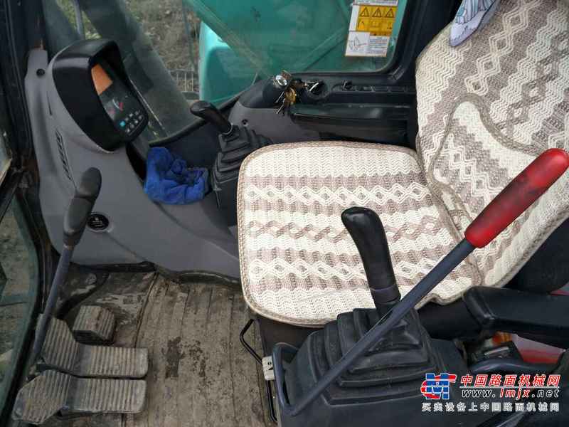 云南出售转让二手3800小时2013年神钢SK270D挖掘机