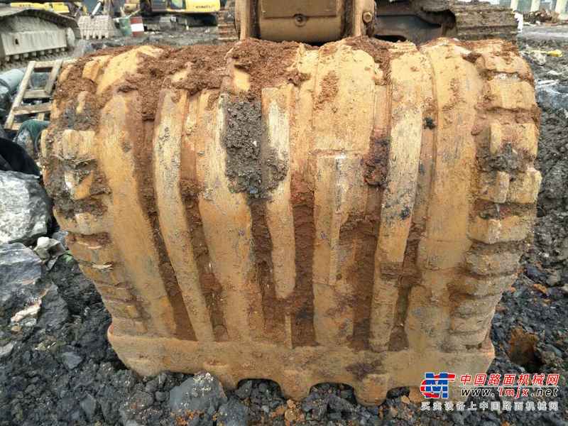贵州出售转让二手15000小时2005年神钢SK250挖掘机