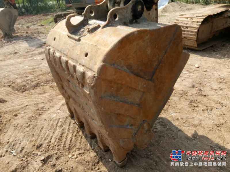 江西出售转让二手8600小时2010年现代R150挖掘机