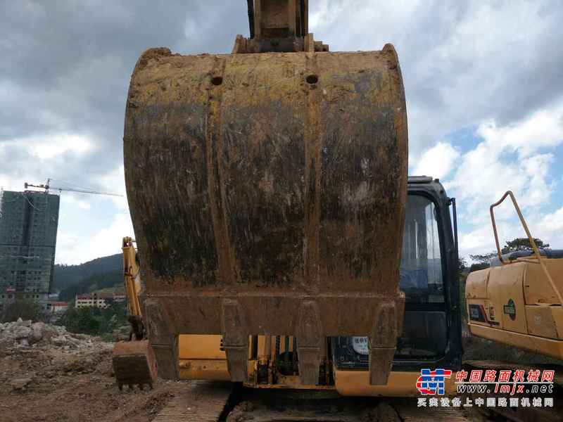 贵州出售转让二手2676小时2012年柳工915D挖掘机