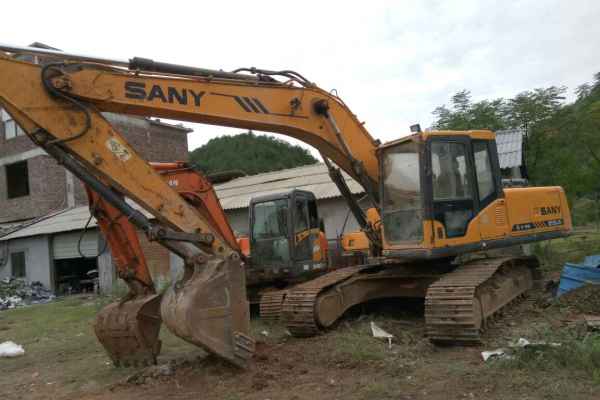 江西出售转让二手6000小时2012年三一重工SY215C挖掘机