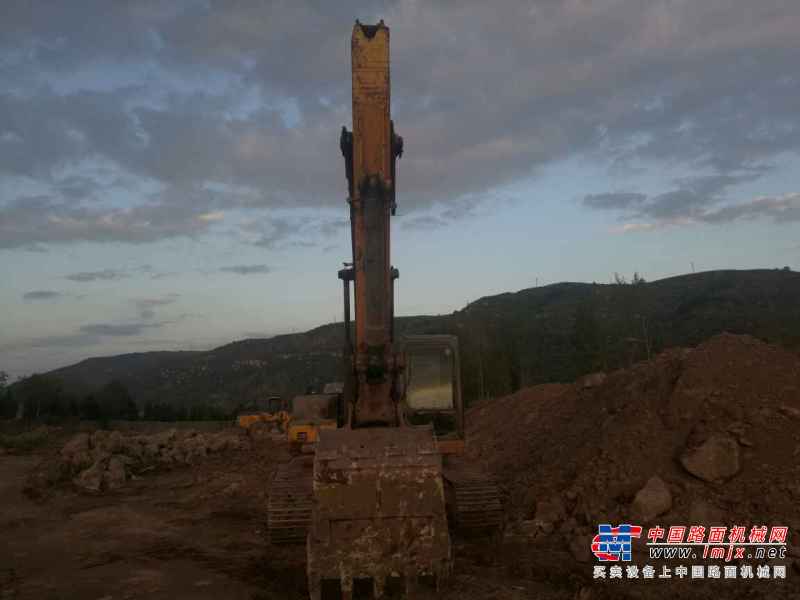 山西出售转让二手9000小时2009年徐工XE250挖掘机