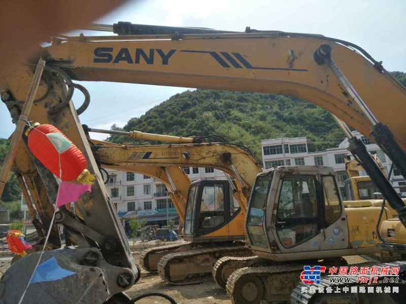 贵州出售转让二手15000小时2010年三一重工SY215C挖掘机