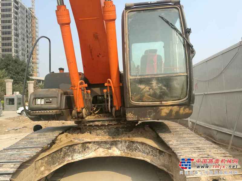 山西出售转让二手7700小时2011年日立ZX240挖掘机