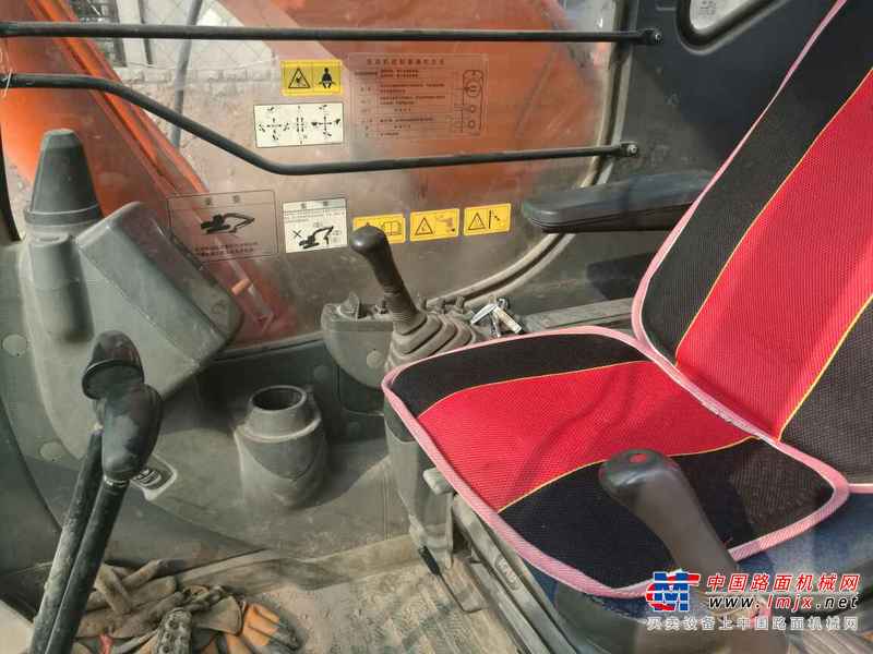 山西出售转让二手7700小时2011年日立ZX240挖掘机