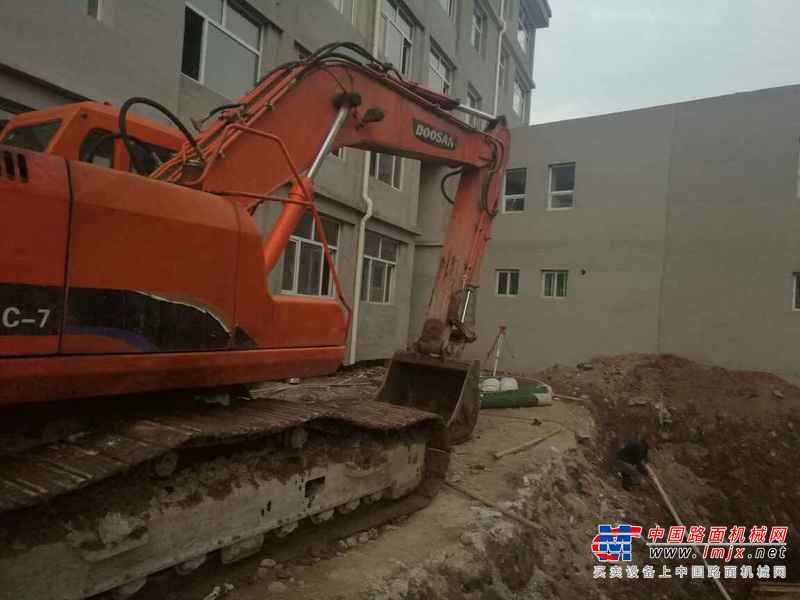 山西出售转让二手11000小时2006年大宇DH220LC挖掘机