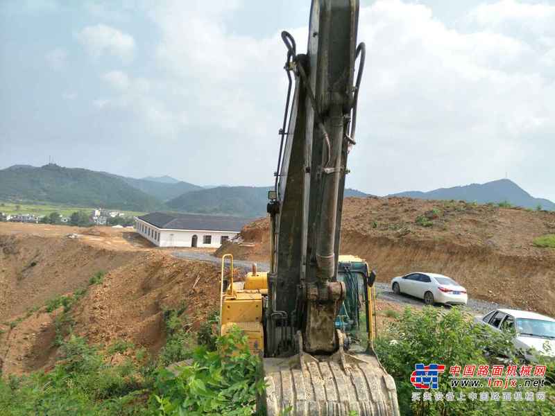 江西出售转让二手12000小时2009年沃尔沃EC210B挖掘机