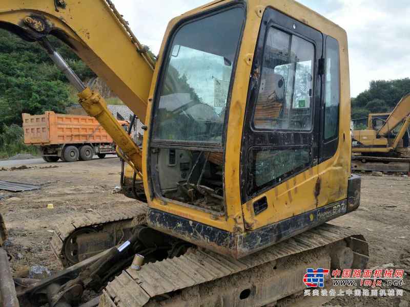 贵州出售转让二手8000小时2007年现代R80挖掘机