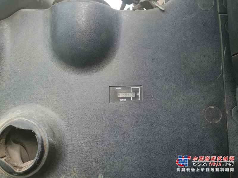 山西出售转让二手9800小时2010年现代R275LC挖掘机