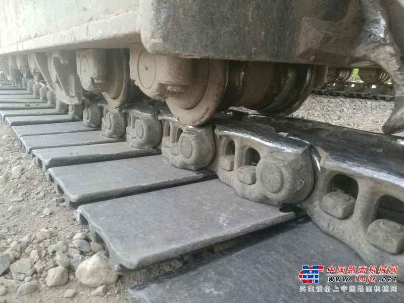 山西出售转让二手9800小时2010年现代R275LC挖掘机