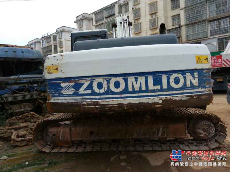 江西出售转让二手8900小时2010年中联重科ZE205E挖掘机