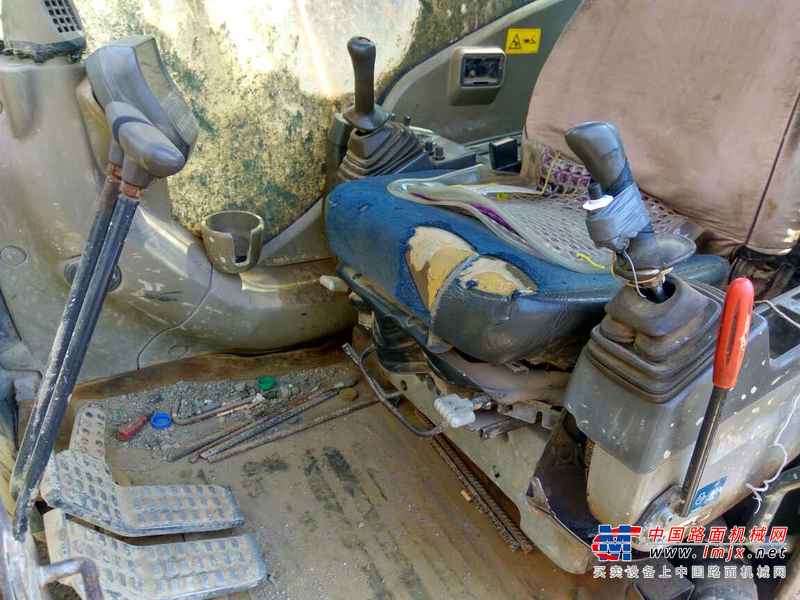 江西出售转让二手10883小时2009年日立ZX240挖掘机