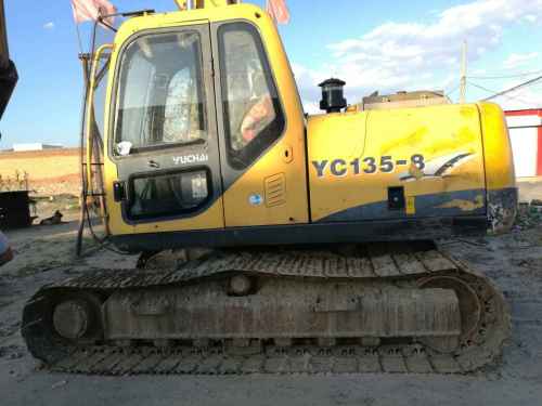 山西出售转让二手8700小时2010年玉柴YC135挖掘机