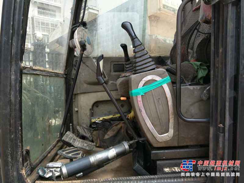 江西出售转让二手7624小时2011年现代R60挖掘机