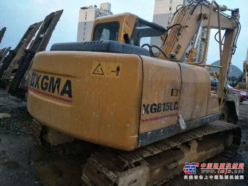 贵州出售转让二手8000小时2009年厦工XG815LC挖掘机